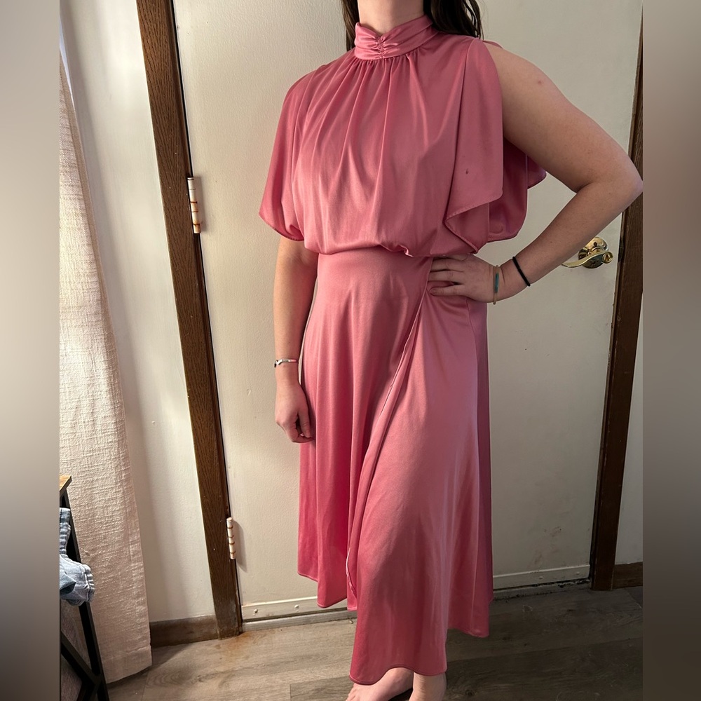 VINTAGE bubblegum pink dress